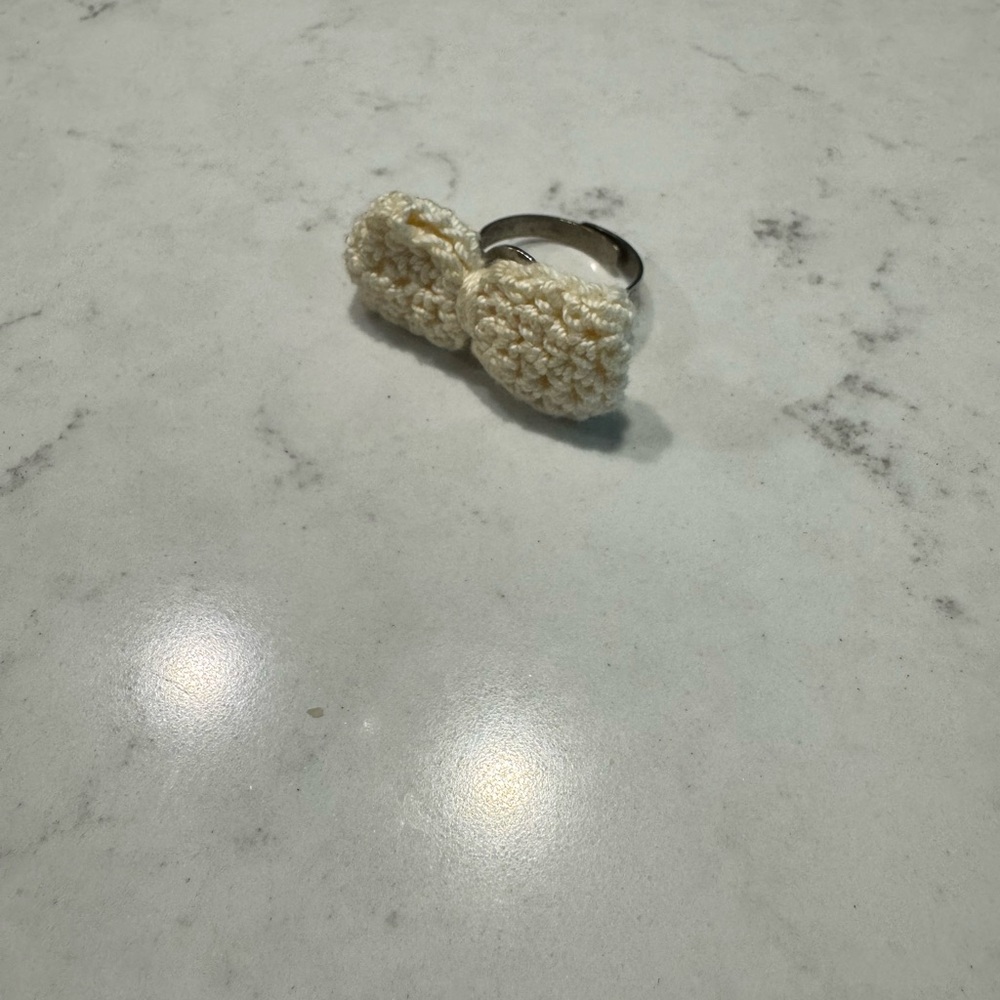 Crocheted Cream Bow Ring